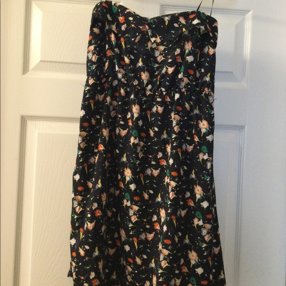 Knee length strapless dress